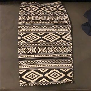 NWT Black and White Skirt